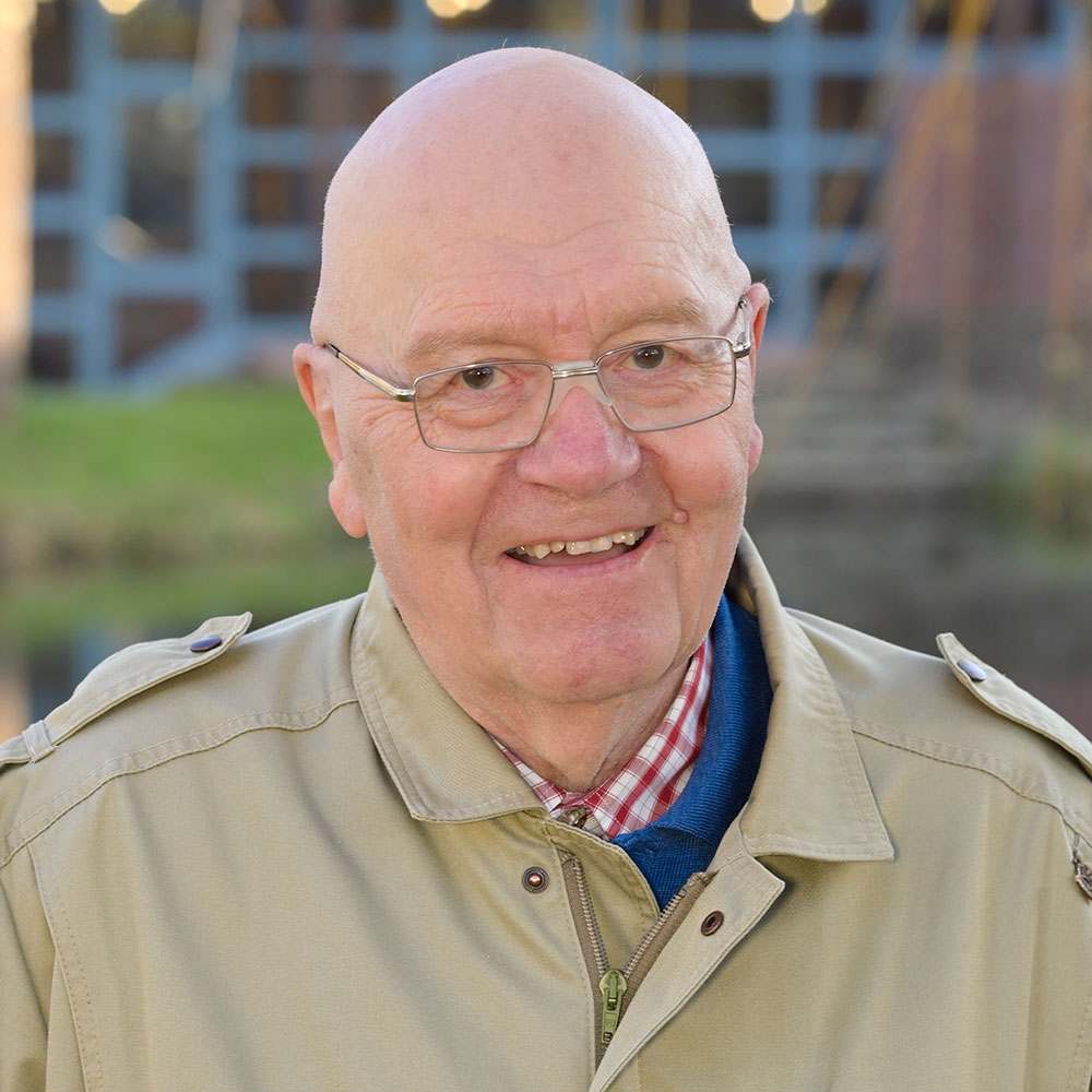 Dr. Horst-Michael Hintze